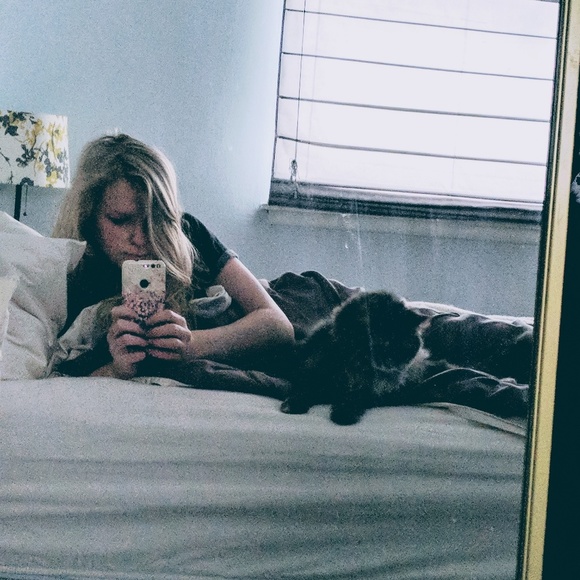 Meet Your Posher: Michelle - Picture 3 of 8